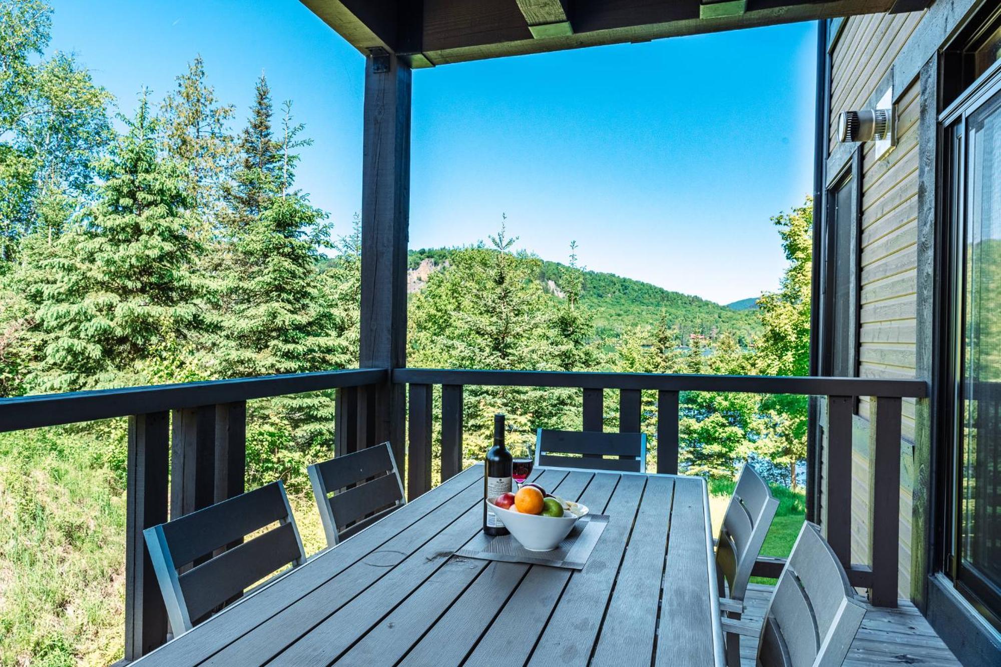 Holiday home Waterfront With Magnificent View
